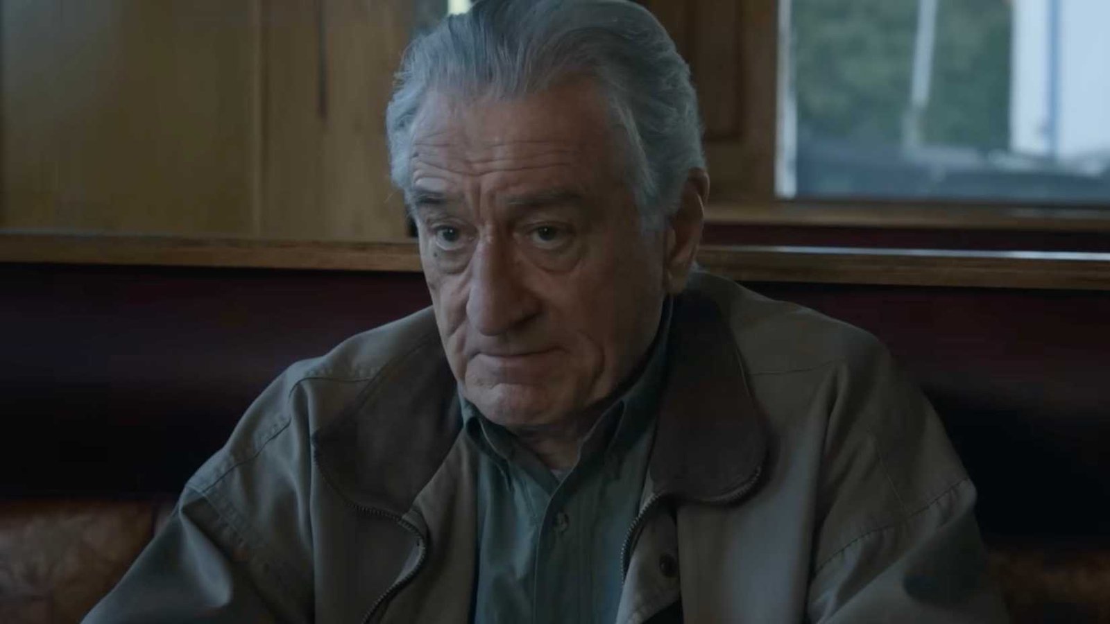Filme The Whisper Man com Robert De Niro lidera audiência global na Netflix - Imagem do artigo original