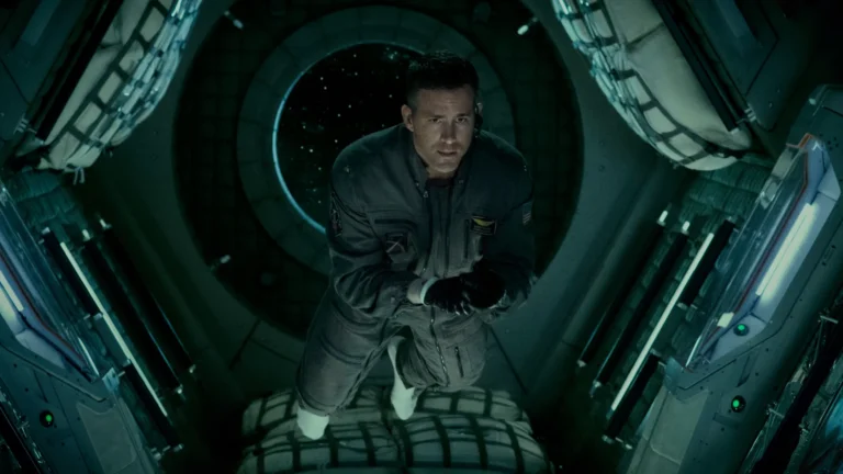 Ryan Reynolds volta ao terror sci-fi: filme Life fica grátis para assistir até o Halloween